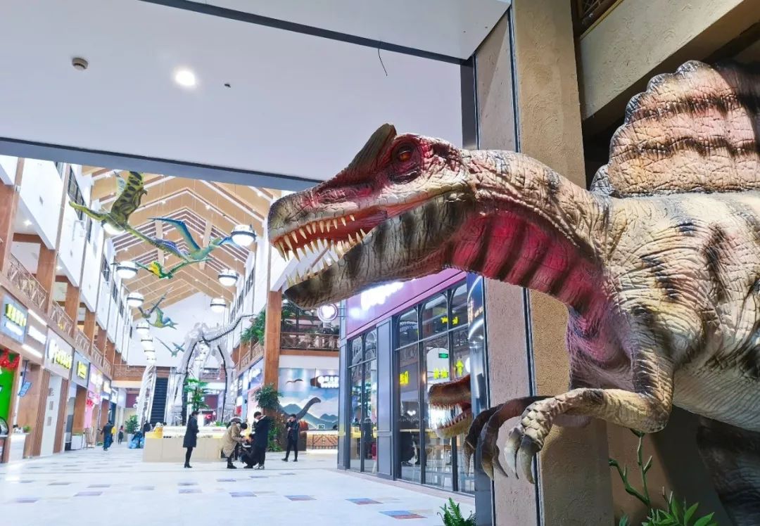 创投市场解读：中国高速服务区，被忽略的...万亿生意的启示