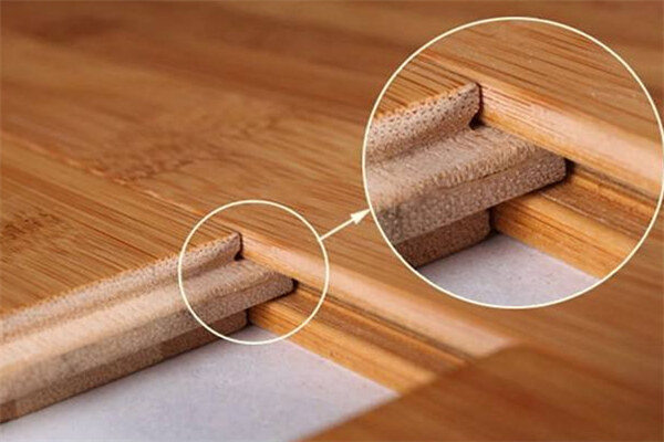 先安装柜子还是先安装木地板呢,木地板安装和木门安装哪个在前