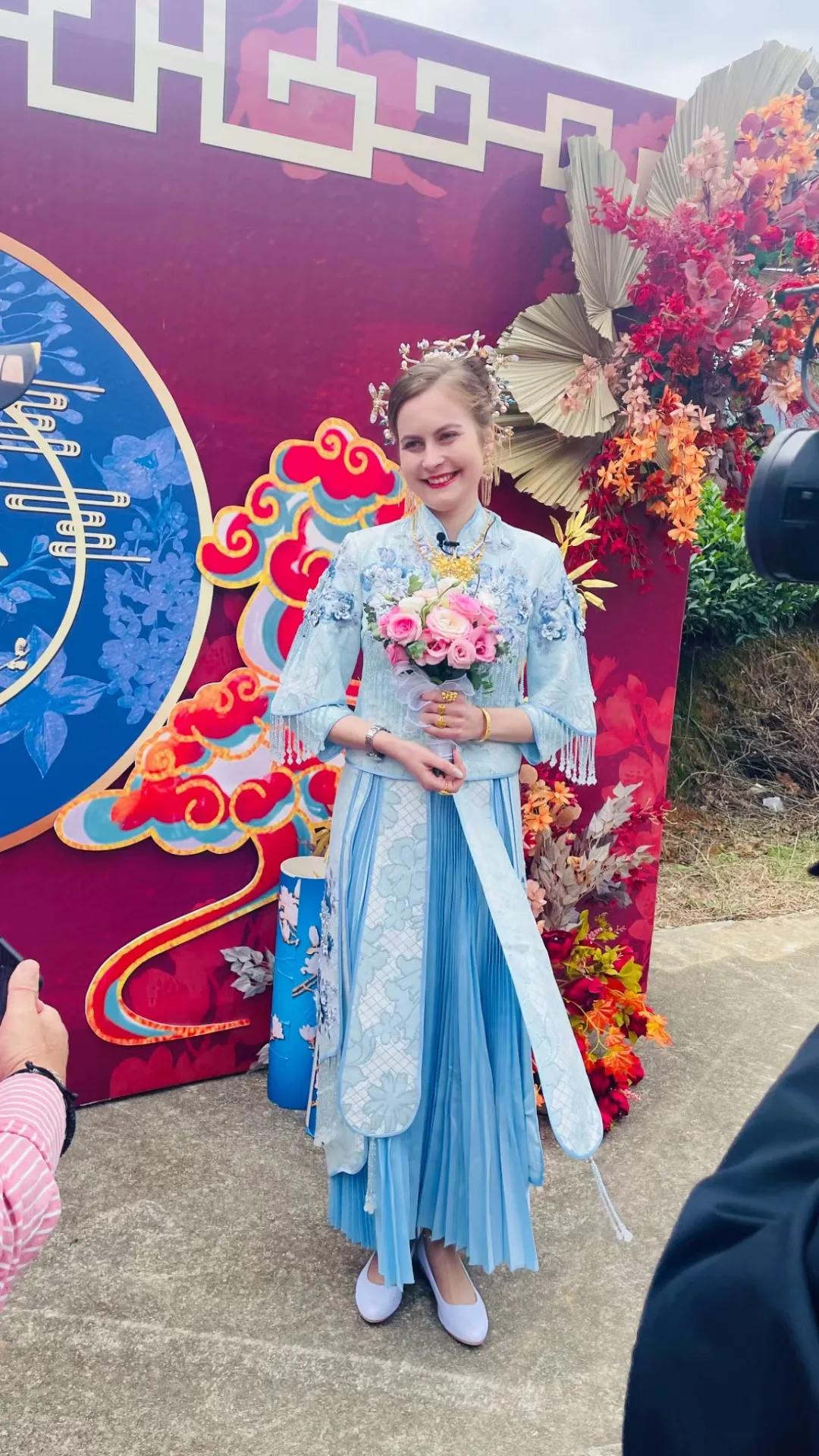 霞浦男孩娶俄罗斯网红美女回家，羡慕了整个朋友圈