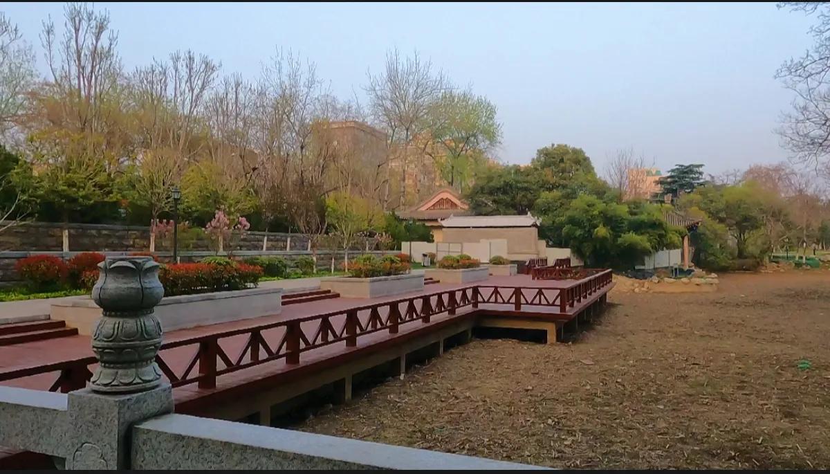 西安莲湖公园要门票吗,西安莲湖公园历史