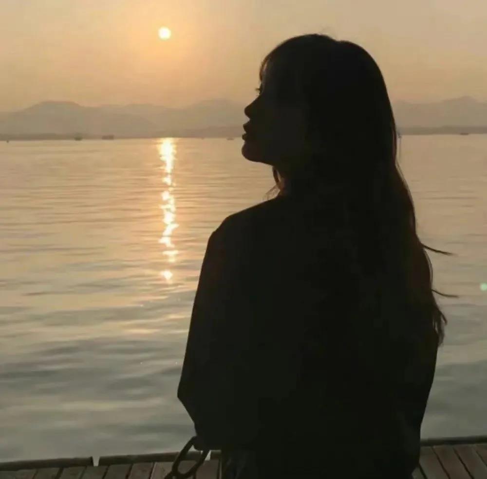 你说再过几年之后是喜帖还是请帖,几年之后是喜帖还是请帖