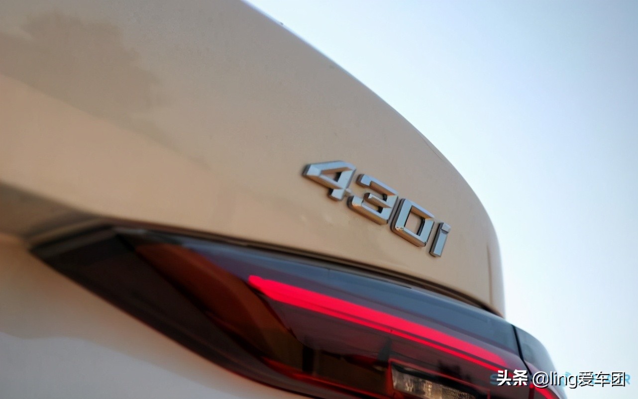 430i宝马2021,宝马4系2019款430i敞篷m曜夜版