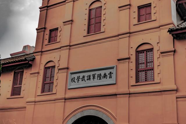 昆明周边一日游最值得去的地方,昆明周边一日游的地方推荐