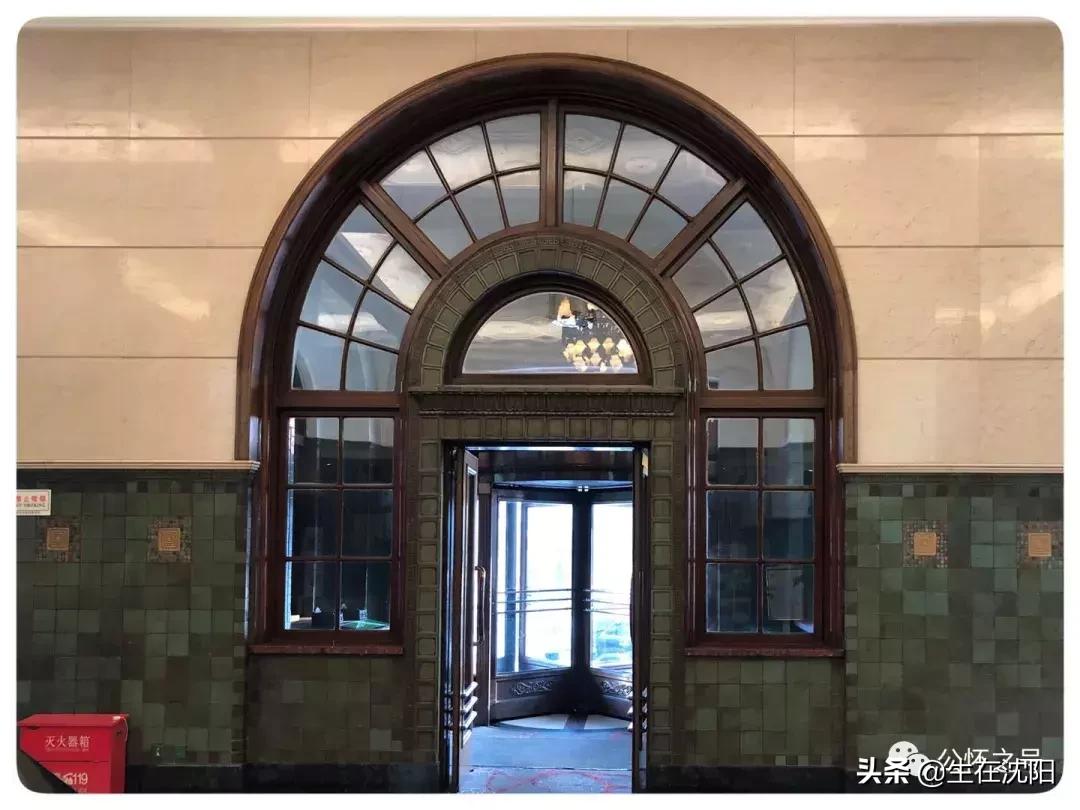 沈阳中山广场雕塑是谁建的,沈阳中山广场周围建筑群