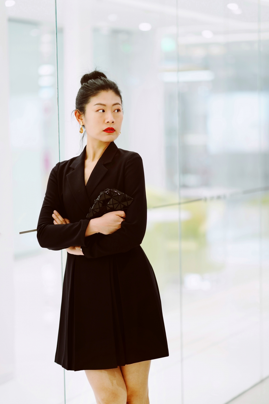 立春之后的时髦实用之选：小西装、风衣和连衣裙