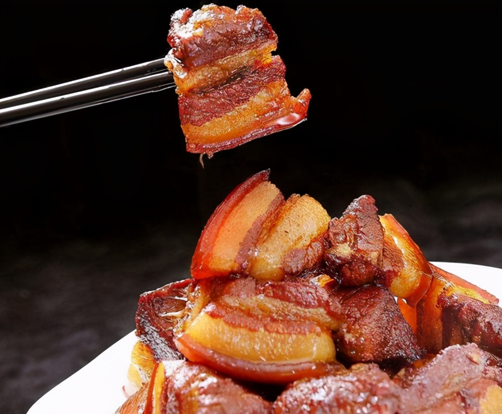 河北唐山大姐,农民养猪带领村民致富