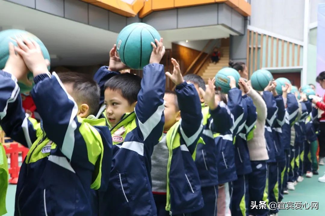 幼儿园乐享春天活动,幼儿园欢乐运动