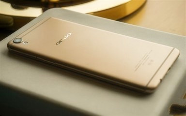 oppo跟vivo的手机哪个更好使用点,oppo手机和vivo哪个更好更实用