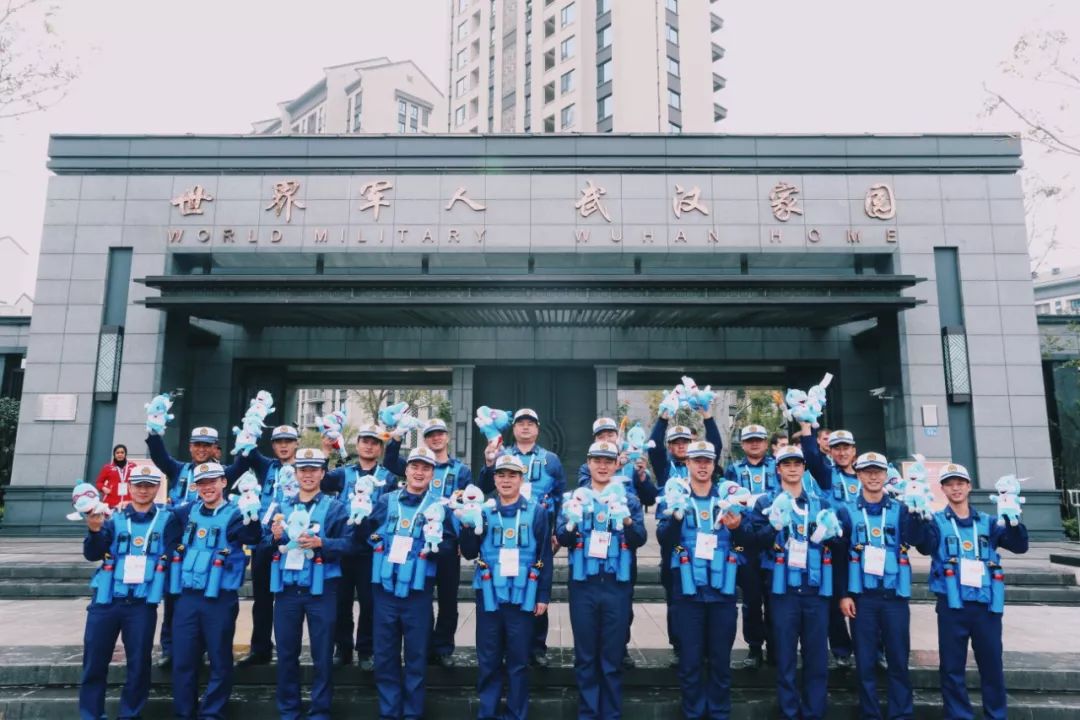 在江夏，我遇见了青松