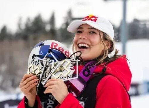 16岁天才篮球少年加入中国,16岁放弃美国国籍的中国人