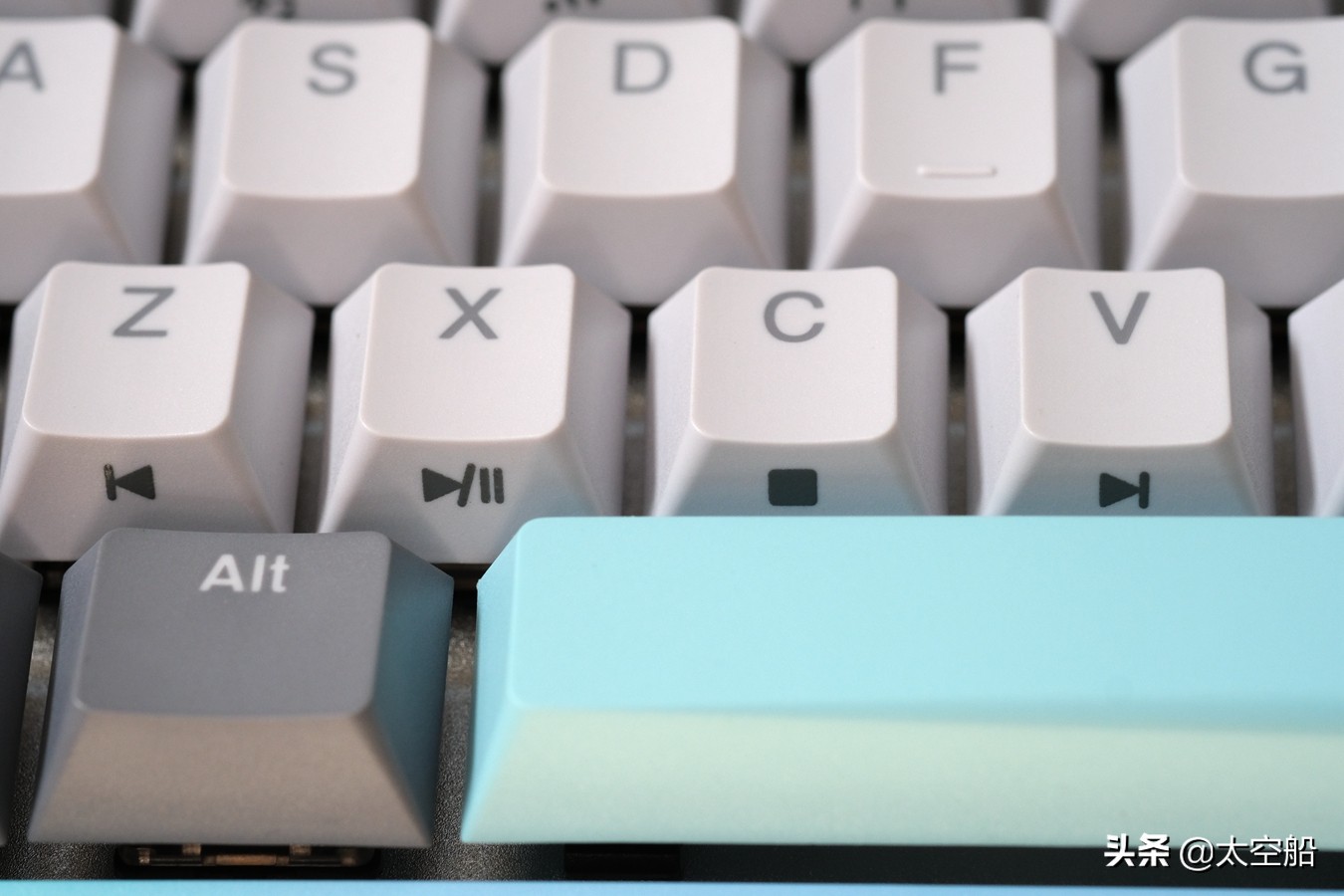 鏉滀冀k320w104閿洏璇勬祴,鏉滀冀閾惰酱閿洏娴嬭瘎