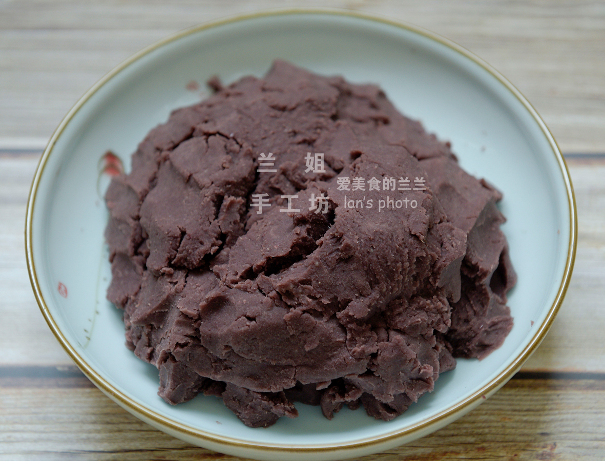 豆沙枣泥馅是什么制作的,传统红豆沙馅的做法