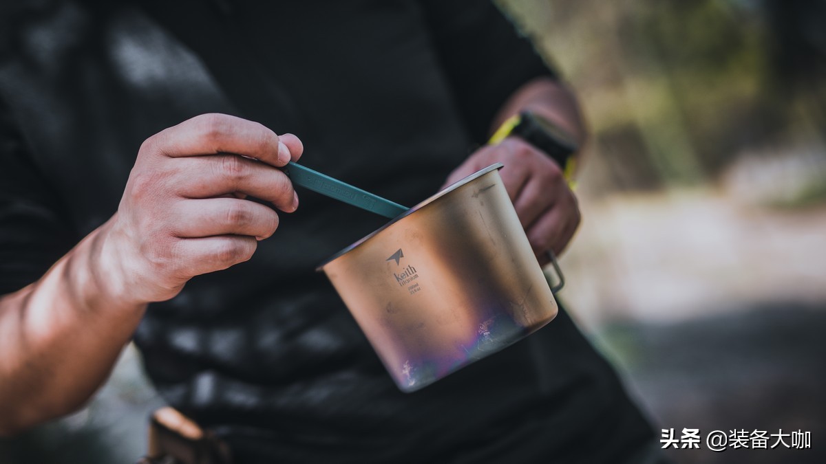 铠斯纯钛水壶套,铠斯钛水壶评测视频