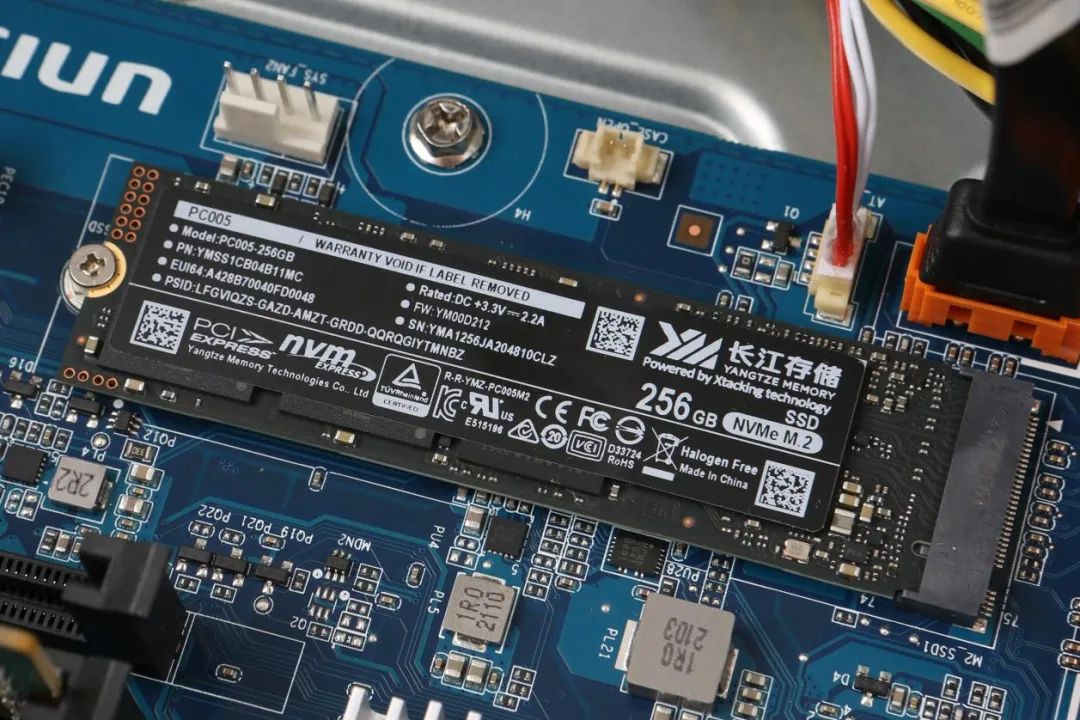 紫光电脑unis好用吗,紫光Unis计算机