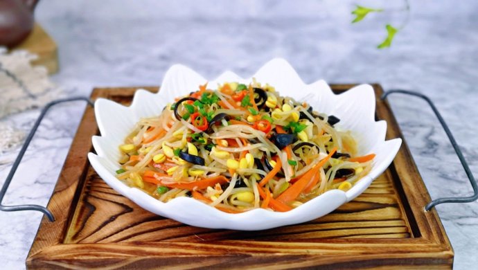 想吃豆芽何必出去买在家就能搞定,想吃豆芽怎么弄啊