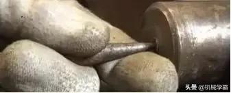 丝攻钻头断在孔里面怎么办,丝锥钻头断了半截在孔里怎么取出