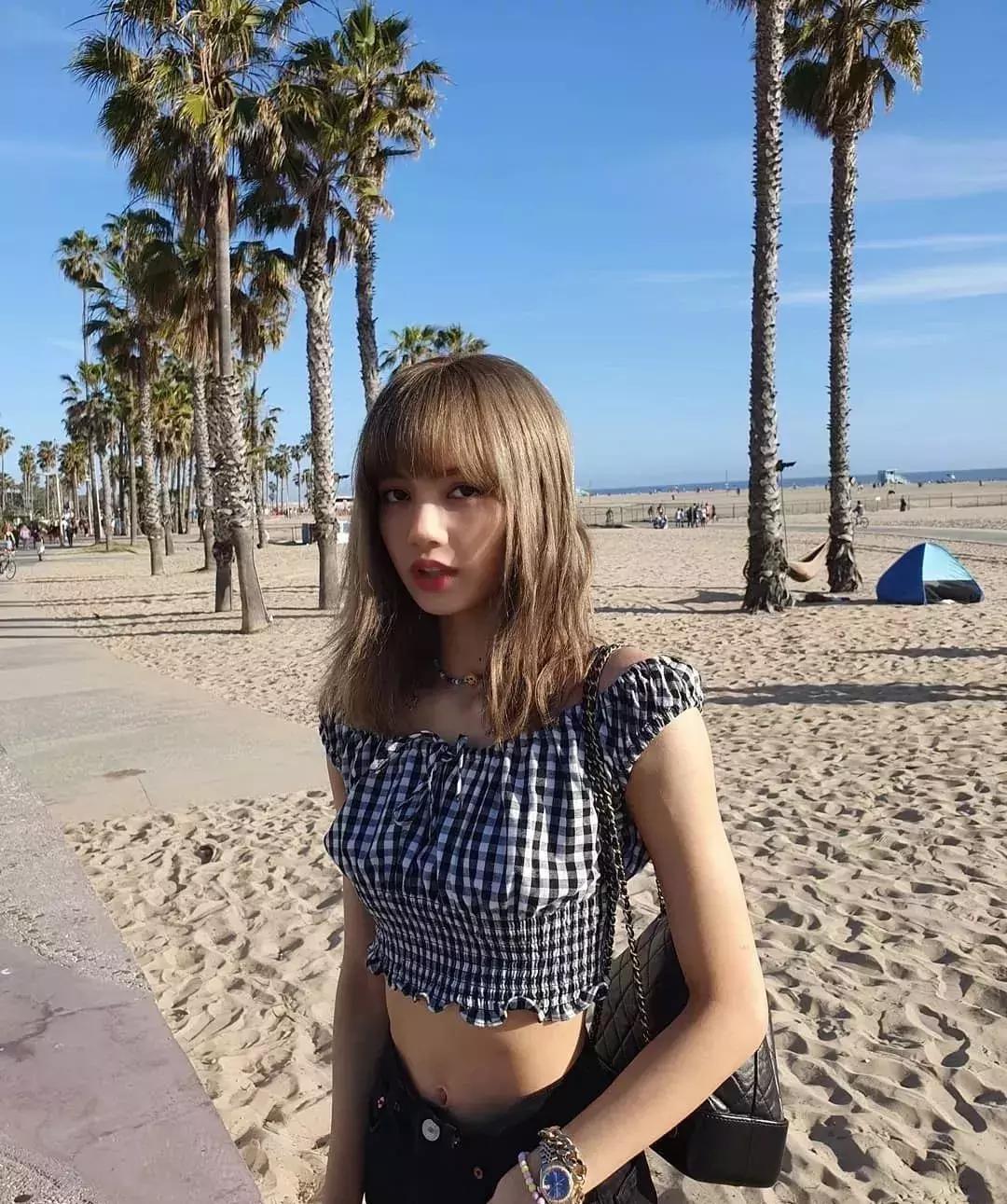 lisa圆领针织长袖罩衫,lisa短上衣推荐