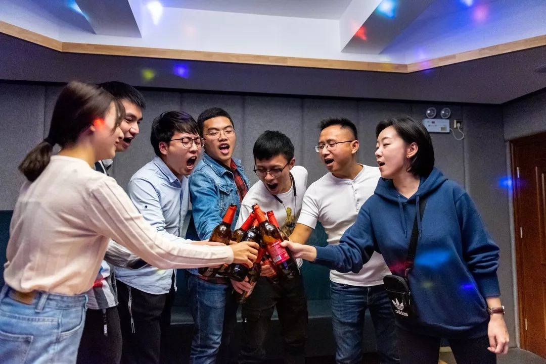 秋景徒步、汗蒸唱K,吃满族特色二八席,最适合团建的怀柔秘境