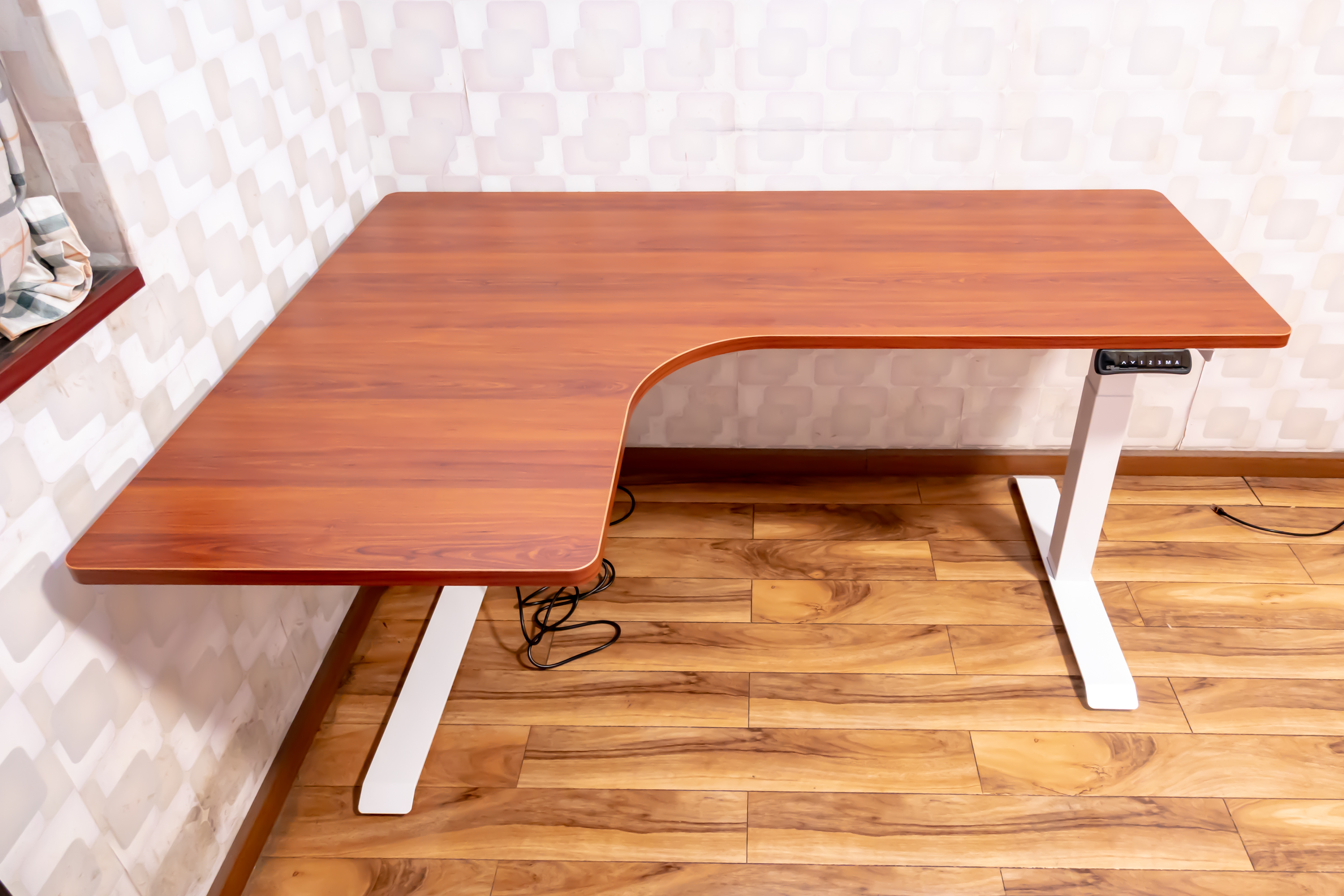 打造理想的居家办公环境:乐歌升降桌/台+明基灯具晒单