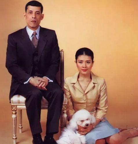 现代版风流国王-玛哈，豪车私人飞机不断，花钱如流水