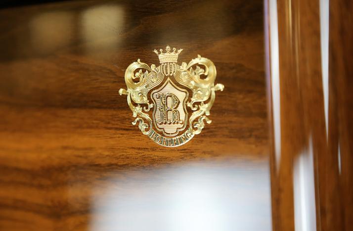 德国“洛尔菲”钢琴RF123E技术评测(连云港一生钢琴城原创)