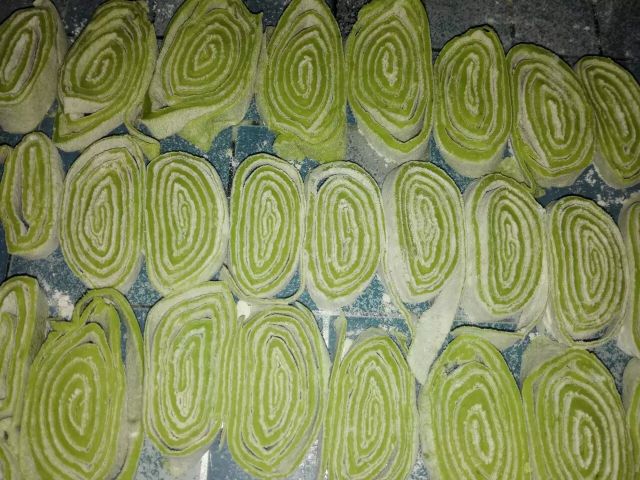 口感好有嚼劲的面条,蔬菜面条味道好