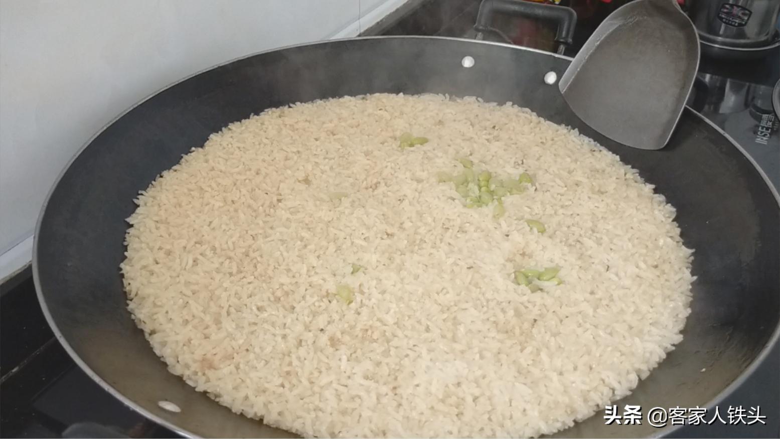 客家焖鸡饭放什么好吃,客家鸡煲饭家常做法