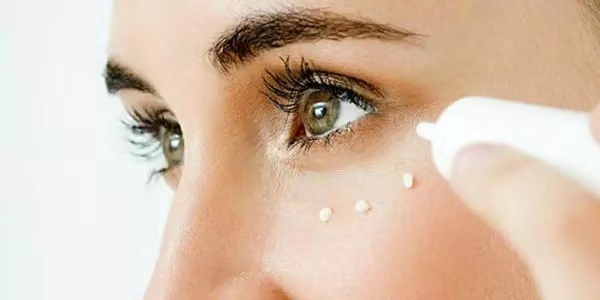 毛孔粗大脂肪粒多用什么护肤,护肤秘方7天溶解顽固脂肪粒