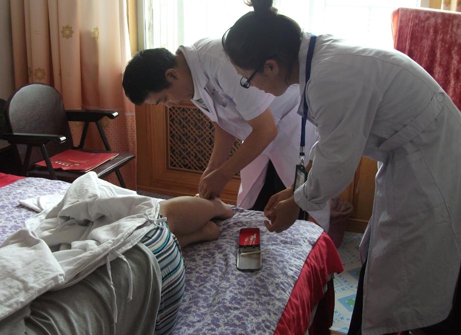 银州区百姓心中的好医生李佩珩