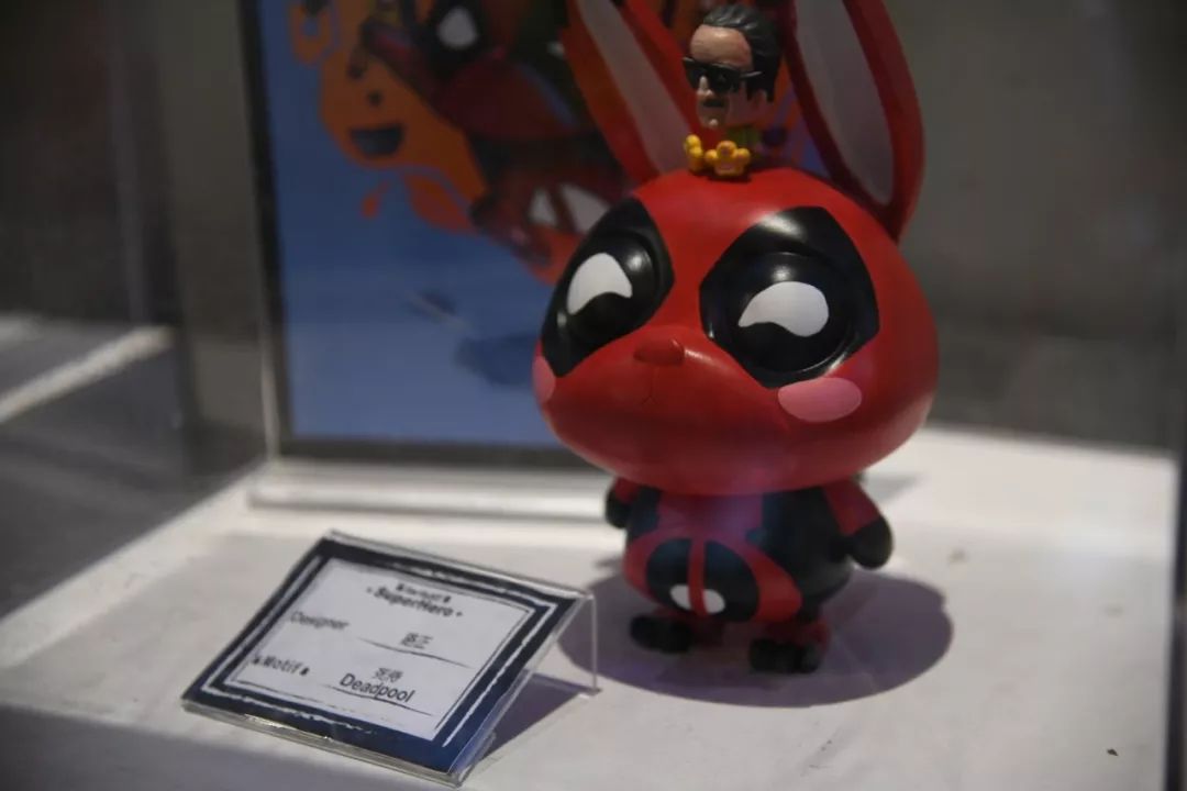 潮流玩具单品,适合年轻人盘的玩具