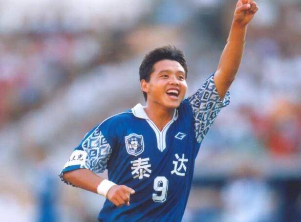 马拉多纳为何能成为一代球王,他被誉为中国篮球界的天才