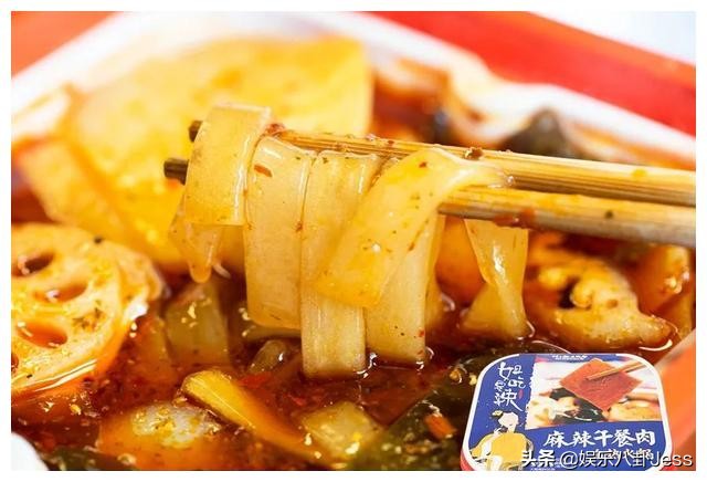 在李佳琦直播间买零食，是个划算的选择吗？