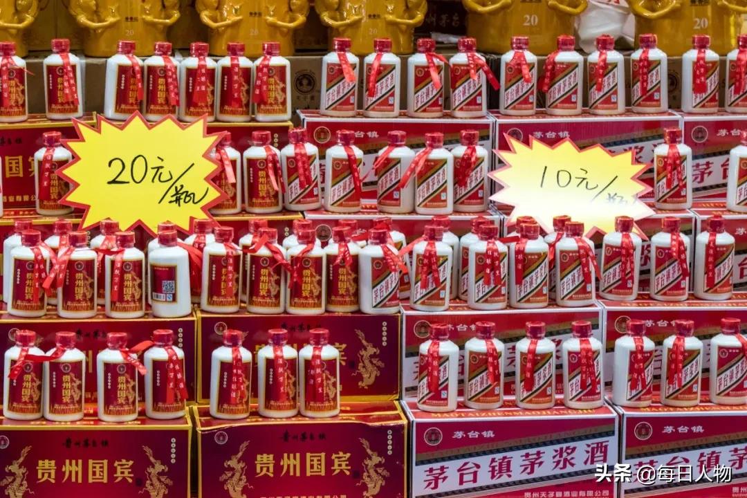 挣得比大厂多,把人生泡在酒里,那些不想离开茅台镇的年轻人