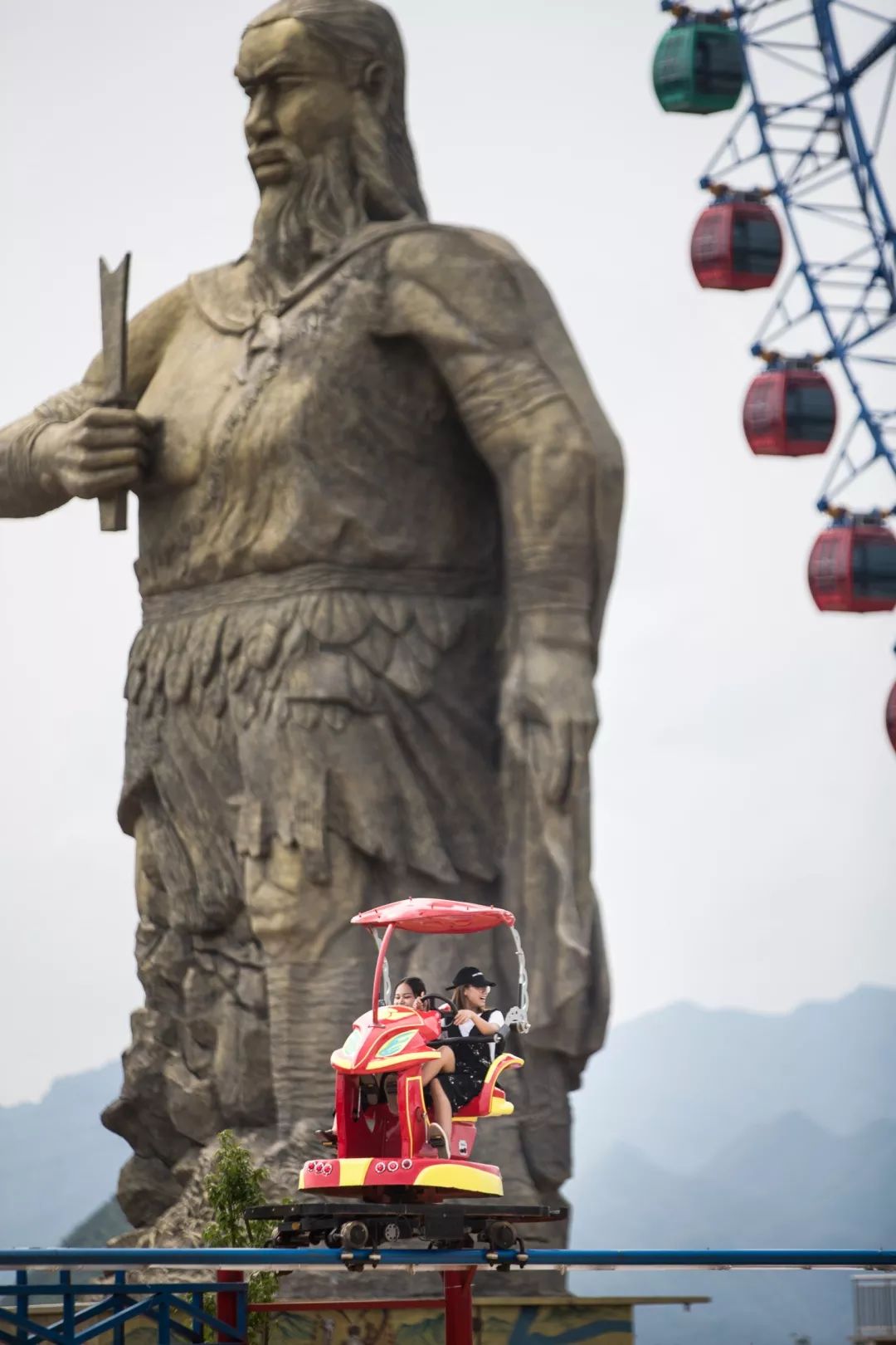 欢乐谷亲子乐园198元3张门票,中华民俗欢乐谷蚩尤乐园秋千园