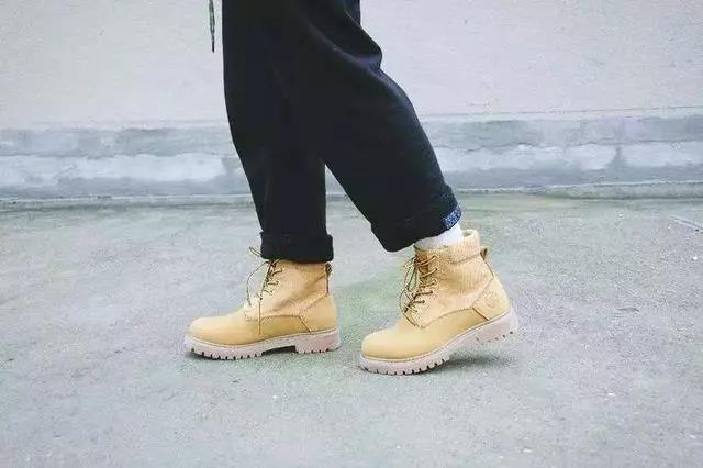 低帮鞋显个子高还是高帮鞋显高,低帮鞋和高帮鞋哪个更适合打球