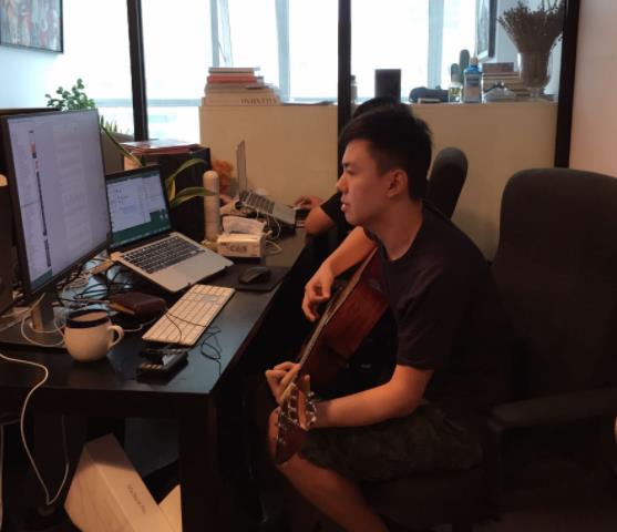 大学“有钱途”专业排行,计算机专业屈居第二,月入过万只是起点