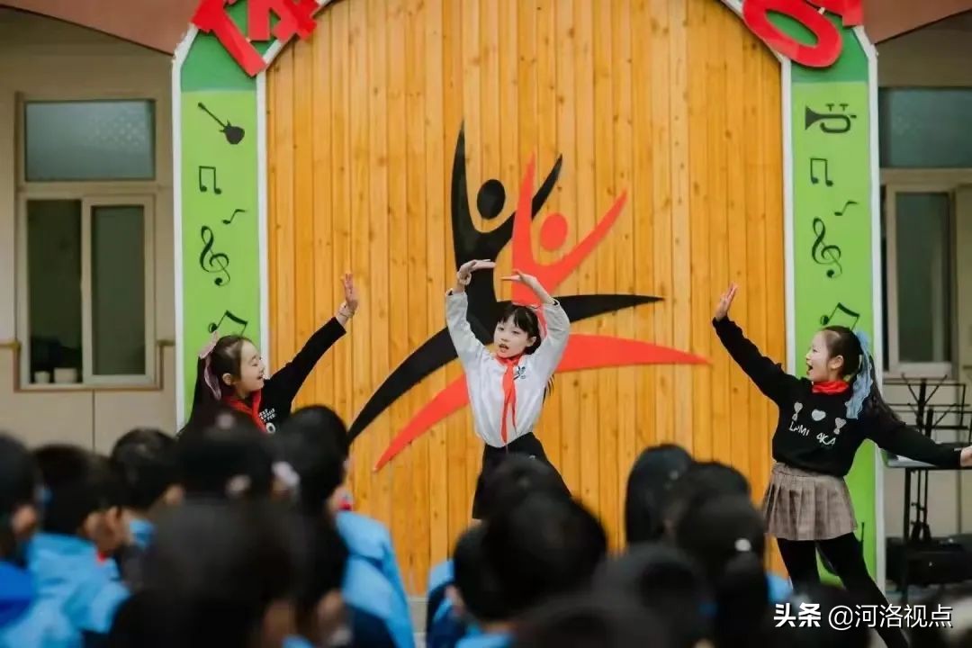 洛阳市第一实验小学校长李青青,洛阳市实验小学校长李青青简历