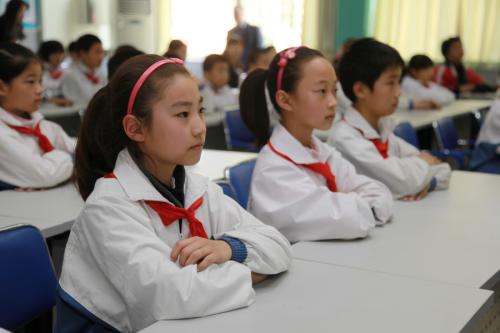 孩子成绩差厌学叛逆想放弃,孩子厌学不写作业天天挨老师批评