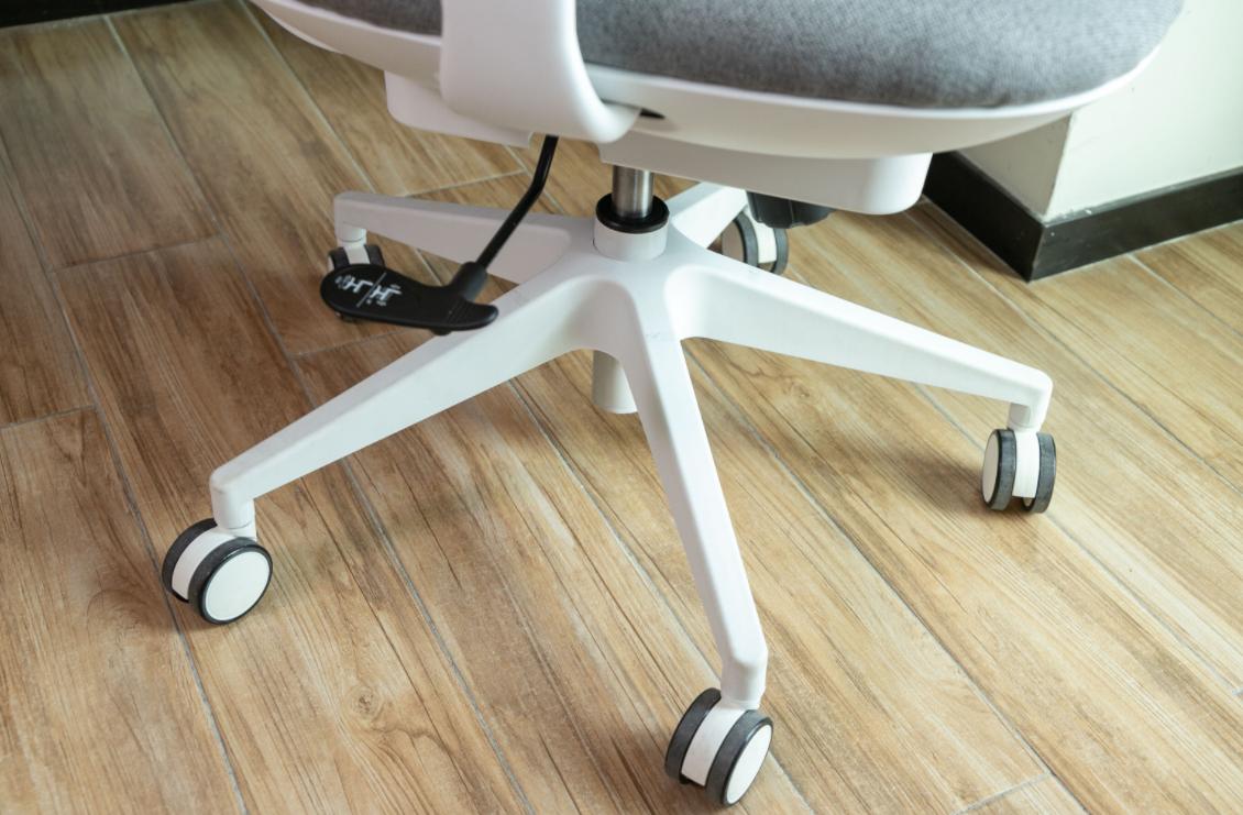 最舒服的智能办公椅,大型智能办公桌黑科技