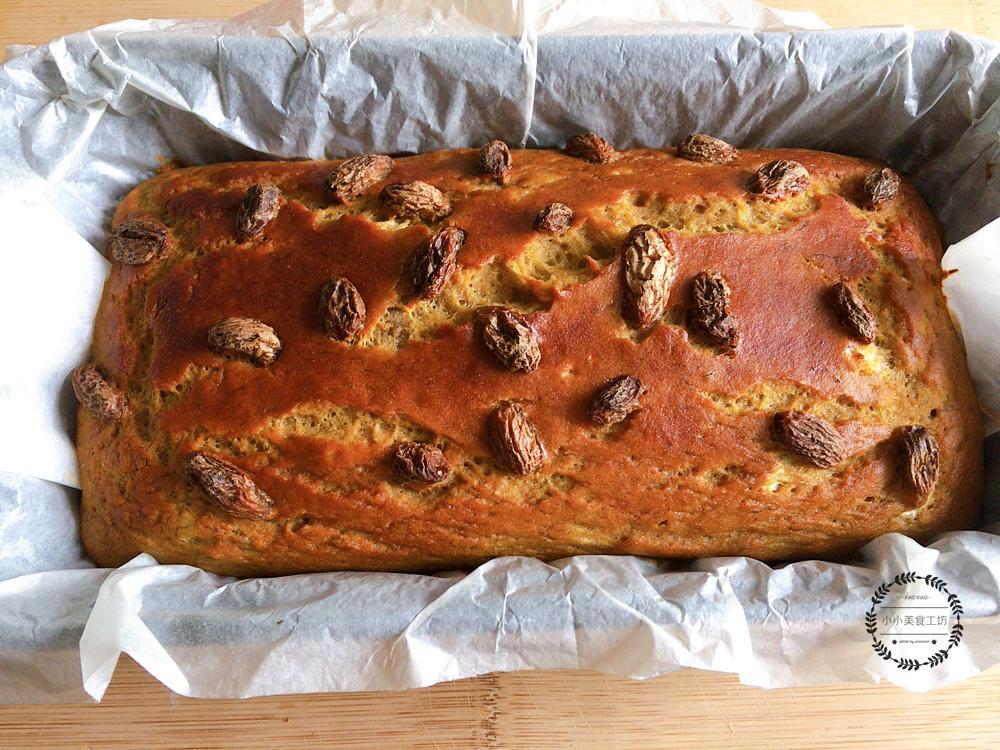 玉米面香蕉蛋糕烤箱做法,无泡打粉无油无糖香蕉蛋糕做法