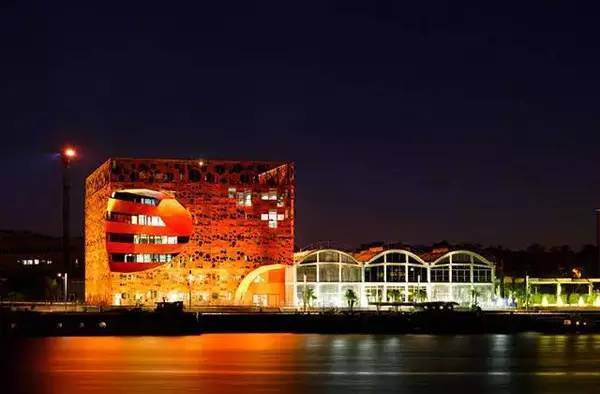 全球十大顶尖建筑,全球顶尖前十的建筑排名