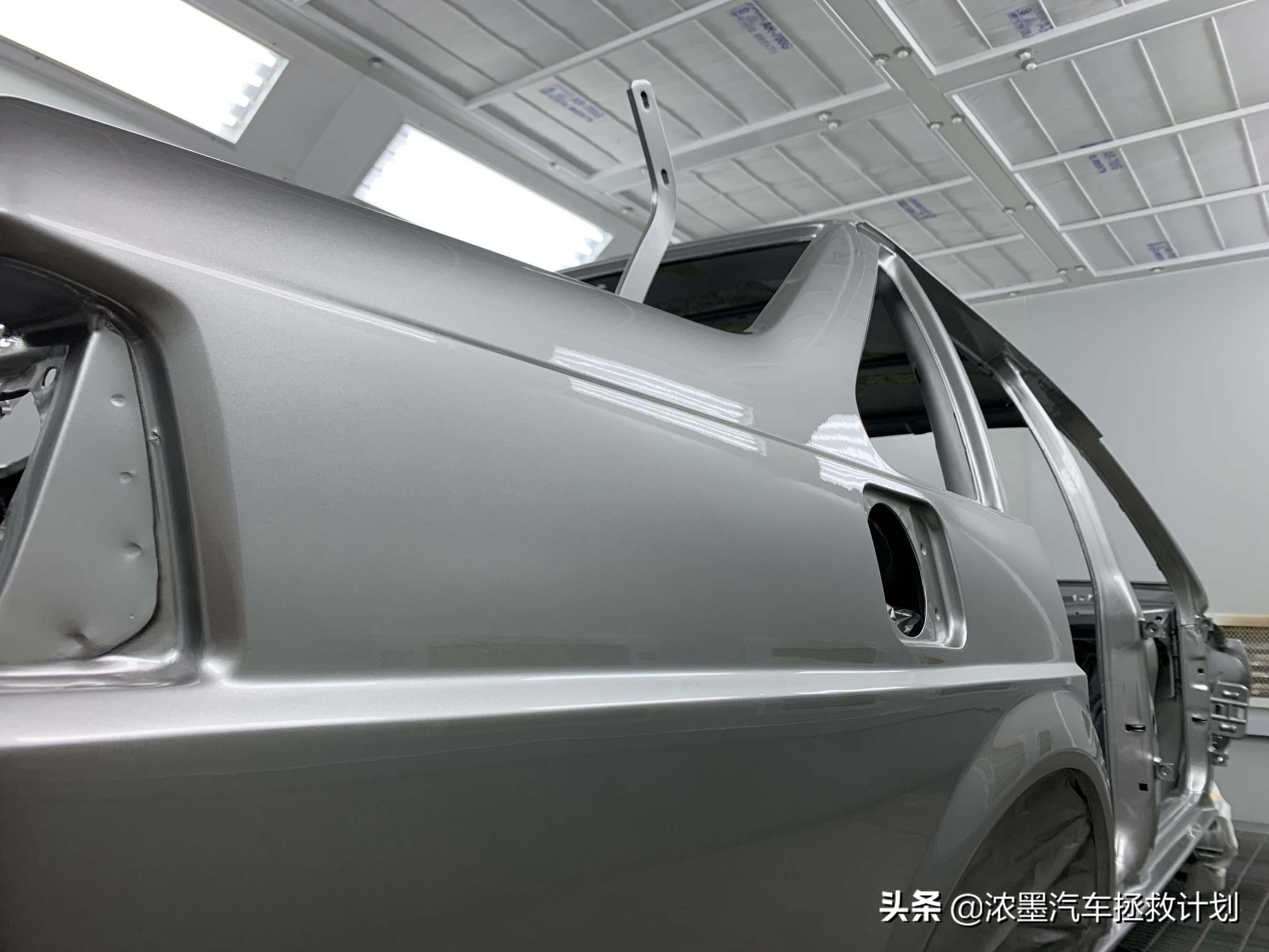 「妙手生花」重建一台战损级桑塔纳，带给它历经千般后的华丽重生