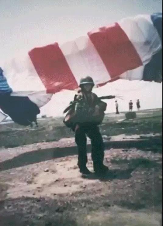 退休女军人为家乡捐钱,离休干部捐160万