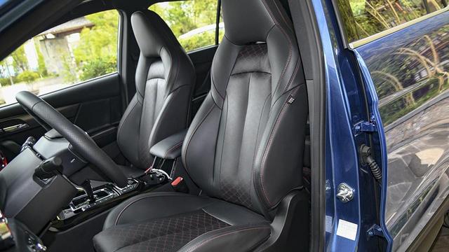 外观大气时尚的海马8S,座椅舒适,内饰精致,值得你拥有