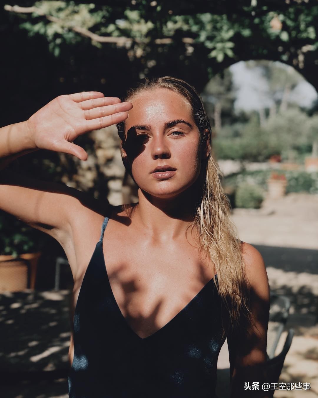 范德贝克女友身材,范德贝克的女友