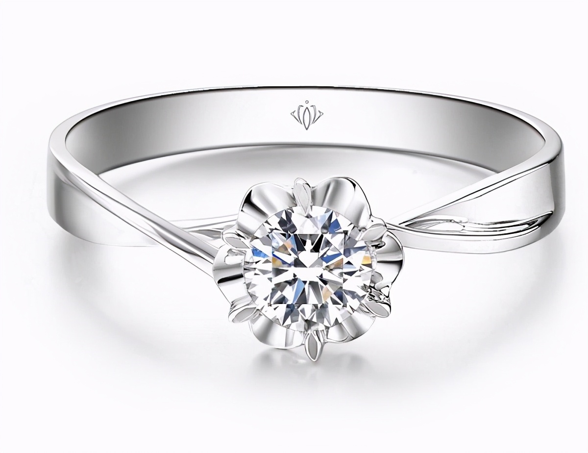 对银饰过敏可以戴铂金么,戴铂金会有皮肤反应吗