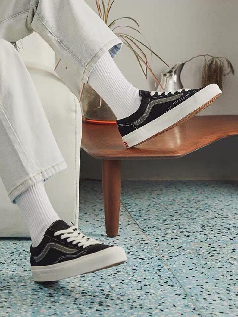 虽然我滑板玩得烂,但不影响我爱Vans