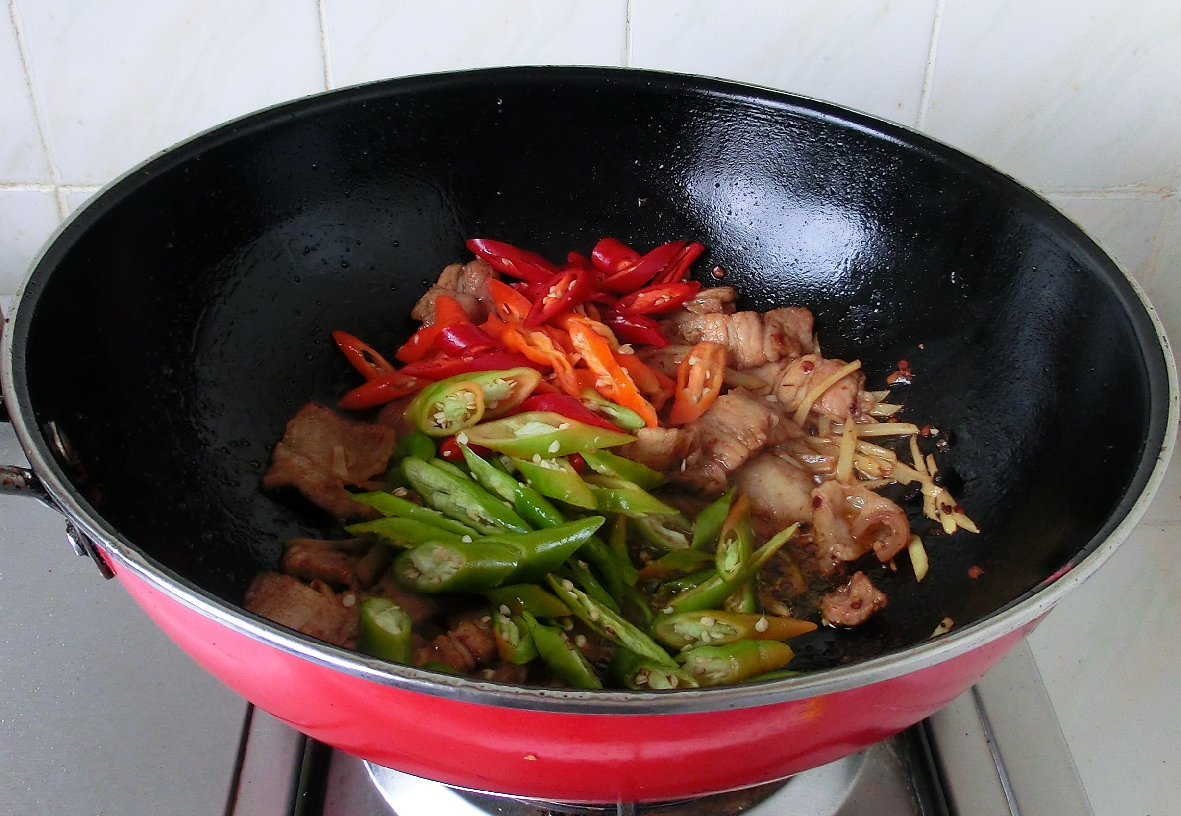 夏吃姜，六零后大妈教你3种吃法，这才是姜的正确吃法，太实用了