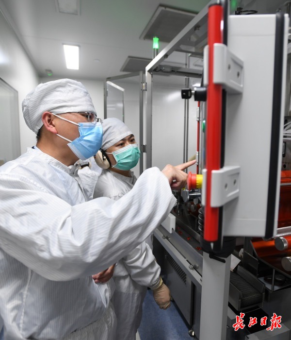 防控疫情体现中国力量,中国新冠疫苗彰显国家的强大