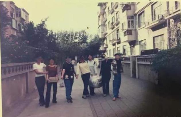 忘恩负义的白眼狼，曹教授是如何头也不回地走向不孝这条不归路的